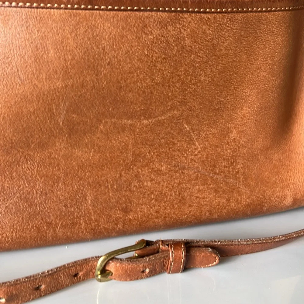 Coach Vintage Swagger 9338 Crossbody Bag - Picture 4 of 14